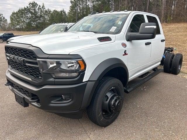 2024 RAM Ram 5500 Chassis Cab RAM 5500 TRADESMAN CHASSIS CREW CAB 4X4 60 CA