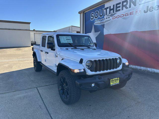 2025 Jeep Gladiator GLADIATOR NIGHTHAWK 4X4