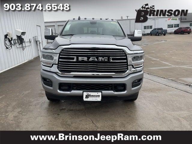 2024 RAM Ram 3500 RAM 3500 LARAMIE MEGA CAB 4X4 64 BOX