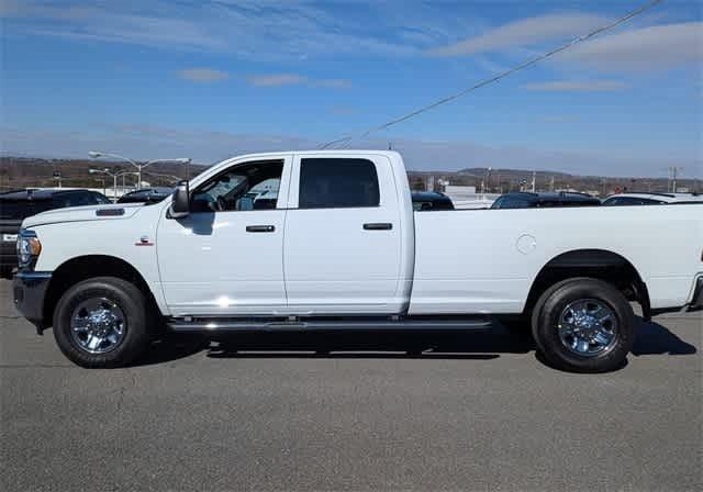 2024 RAM Ram 3500 RAM 3500 TRADESMAN CREW CAB 4X4 8 BOX