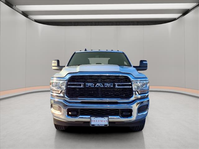 2024 RAM Ram 3500 RAM 3500 TRADESMAN CREW CAB 4X4 8 BOX