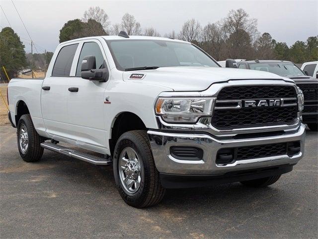 2024 RAM Ram 3500 RAM 3500 TRADESMAN CREW CAB 4X4 64 BOX