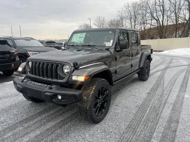 2025 Jeep Gladiator GLADIATOR NIGHTHAWK 4X4