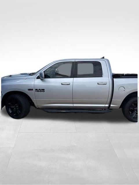 2017 RAM 1500 Night Crew Cab 4x2 57 Box