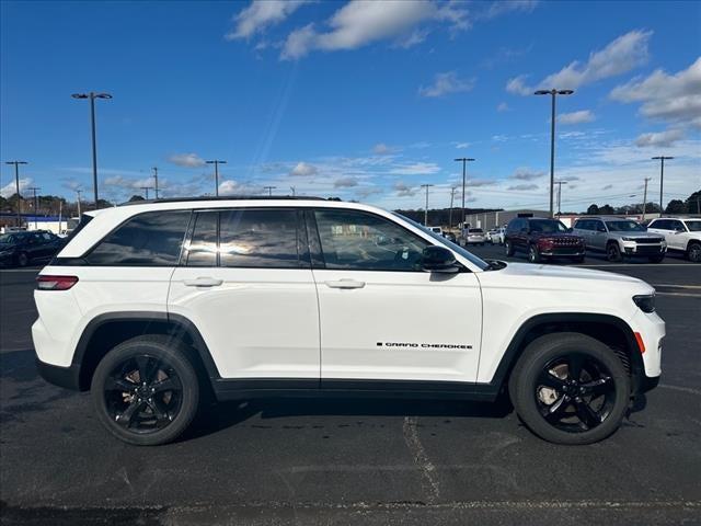 2023 Jeep Grand Cherokee Limited 4x2