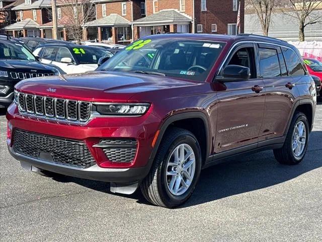 2023 Jeep Grand Cherokee Laredo 4x4