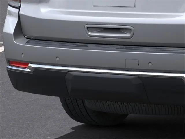 2025 Chevrolet Suburban 4WD LS