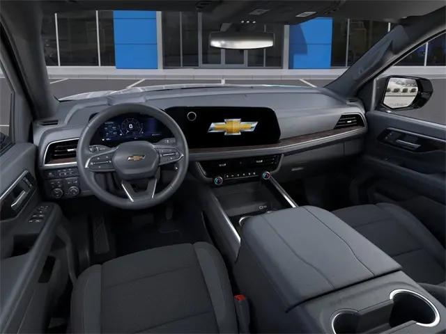 2025 Chevrolet Suburban 4WD LS