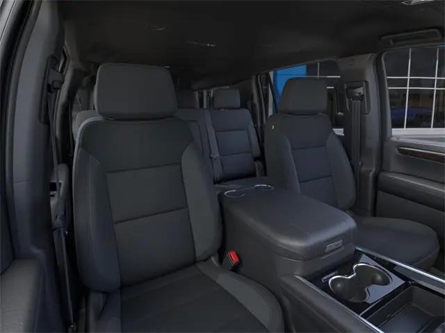 2025 Chevrolet Suburban 4WD LS