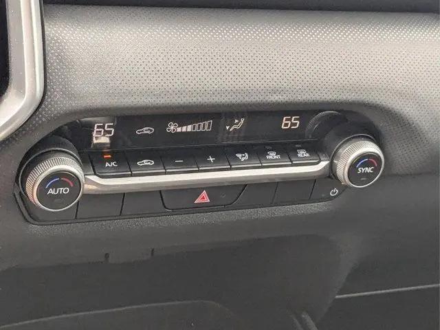 2024 Mazda CX-50 2.5 S Select