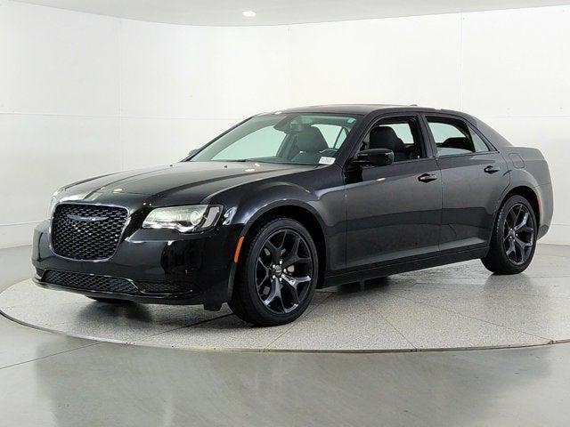 2022 Chrysler 300 Touring