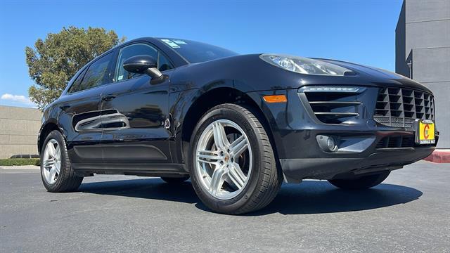 2017 Porsche Macan AWD 5