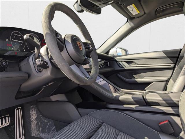 2025 Porsche Taycan 4S