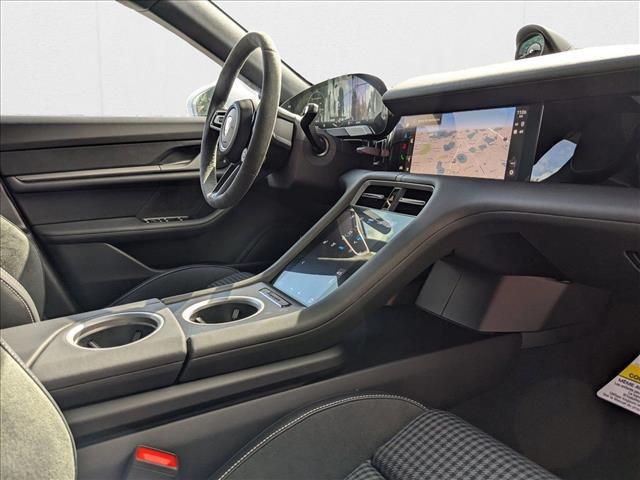 2025 Porsche Taycan 4S