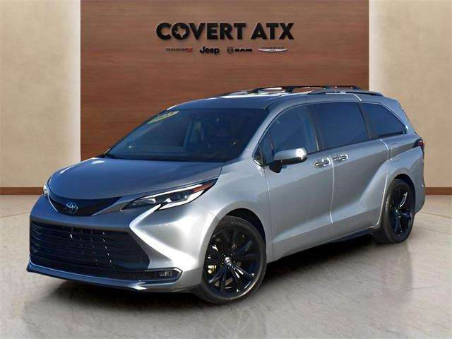 2023 Toyota Sienna Platinum