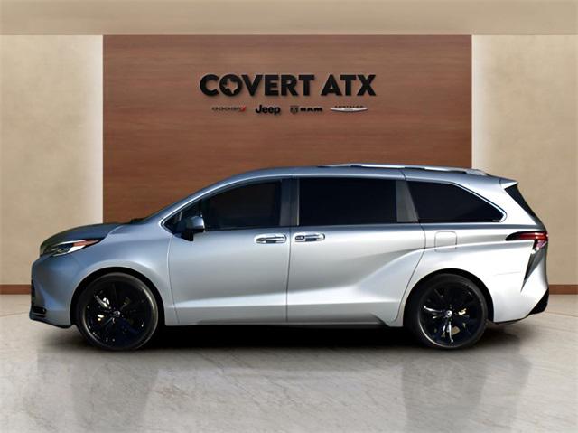 2023 Toyota Sienna Platinum