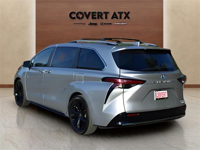 2023 Toyota Sienna Platinum