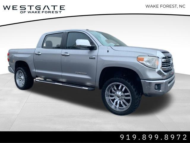 2017 Toyota Tundra SR5 5.7L V8