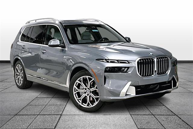 2025 BMW X7