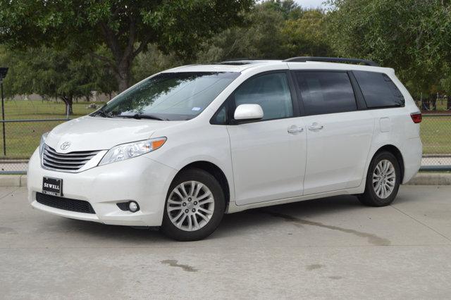 2017 Toyota Sienna