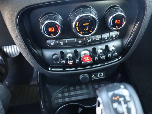 2016 MINI Cooper Clubman Cooper