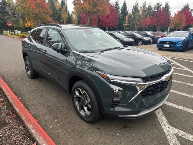2025 Chevrolet Trax FWD LT
