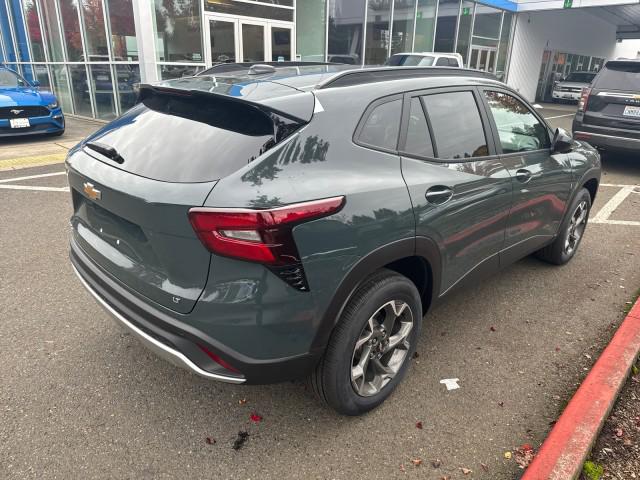 2025 Chevrolet Trax FWD LT