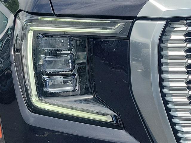 2023 GMC Yukon XL 4WD Denali
