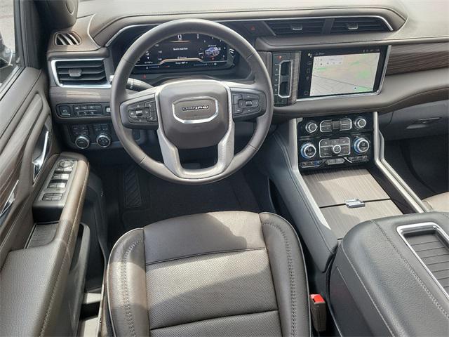 2023 GMC Yukon XL 4WD Denali
