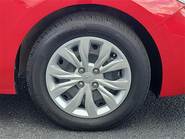 2022 Hyundai Accent SE