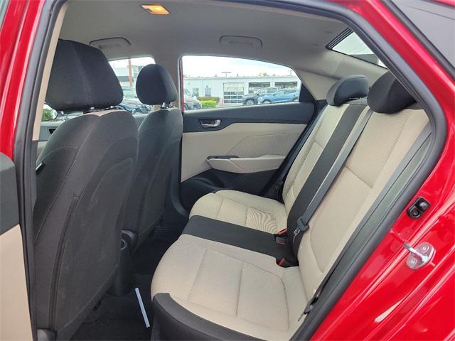 2022 Hyundai Accent SE