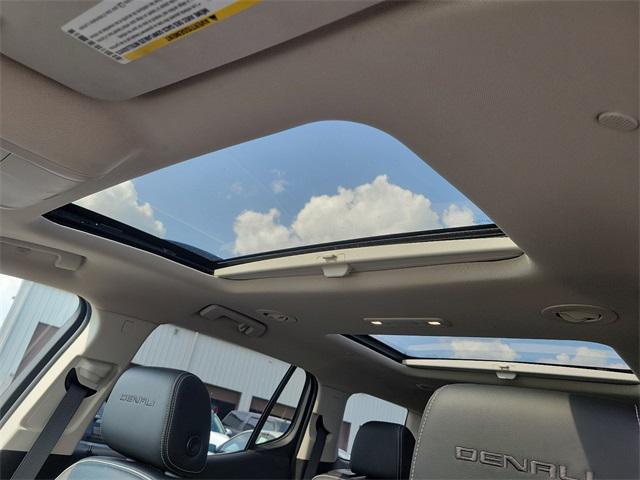 2020 GMC Acadia AWD Denali