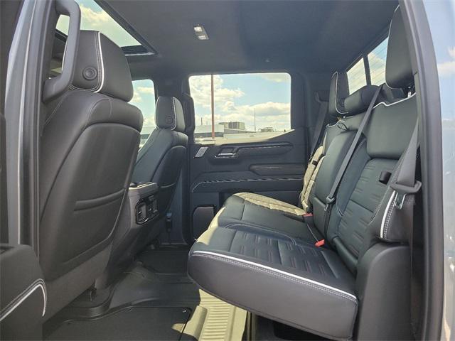 2024 GMC Sierra 1500 4WD Crew Cab Short Box AT4X
