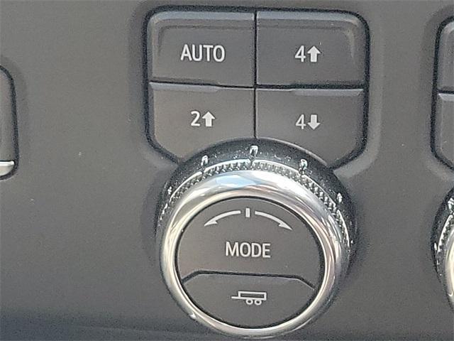 2024 GMC Sierra 1500 4WD Crew Cab Short Box AT4X