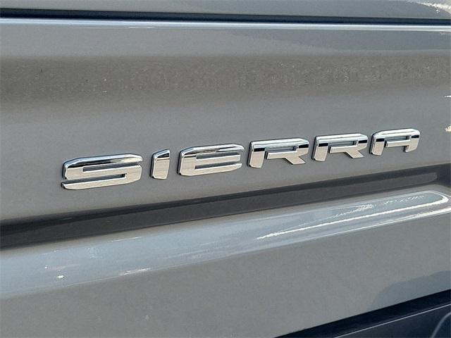 2024 GMC Sierra 1500 4WD Crew Cab Short Box AT4X
