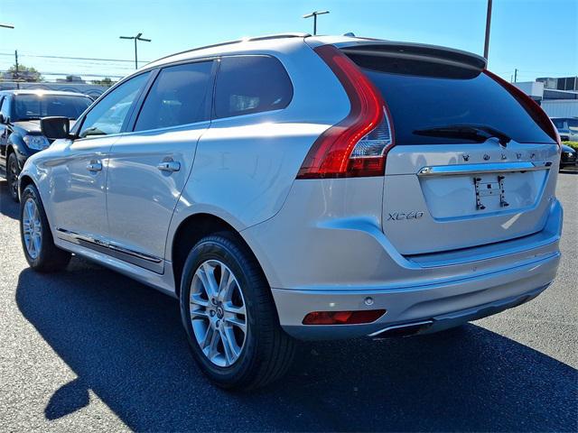 2016 Volvo XC60 T5 Drive-E Premier