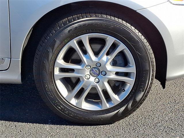 2016 Volvo XC60 T5 Drive-E Premier