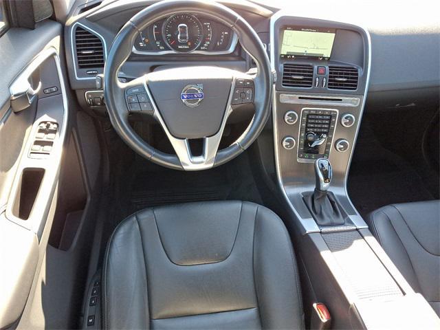 2016 Volvo XC60 T5 Drive-E Premier