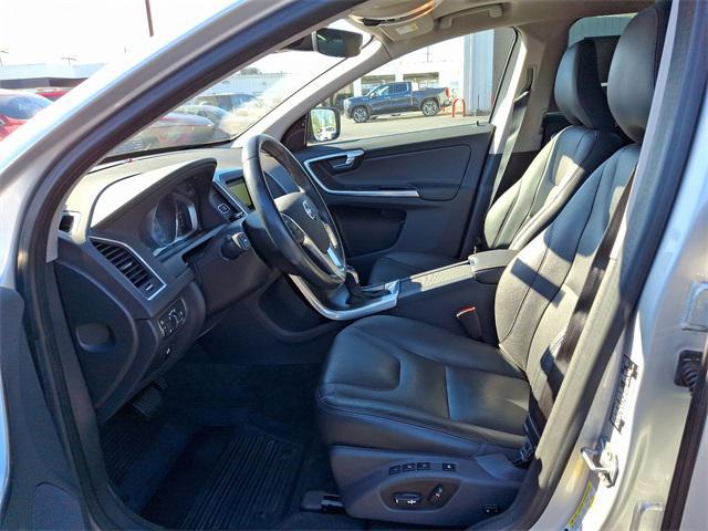 2016 Volvo XC60 T5 Drive-E Premier