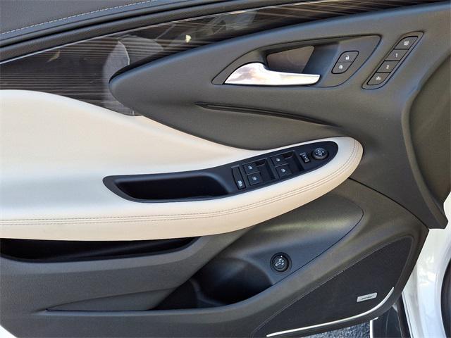2020 Buick Envision AWD Premium II
