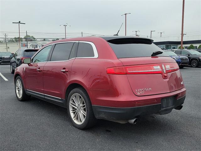 2018 Lincoln MKT Reserve