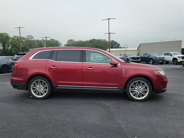 2018 Lincoln MKT Reserve