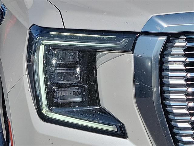 2021 GMC Yukon XL 4WD Denali