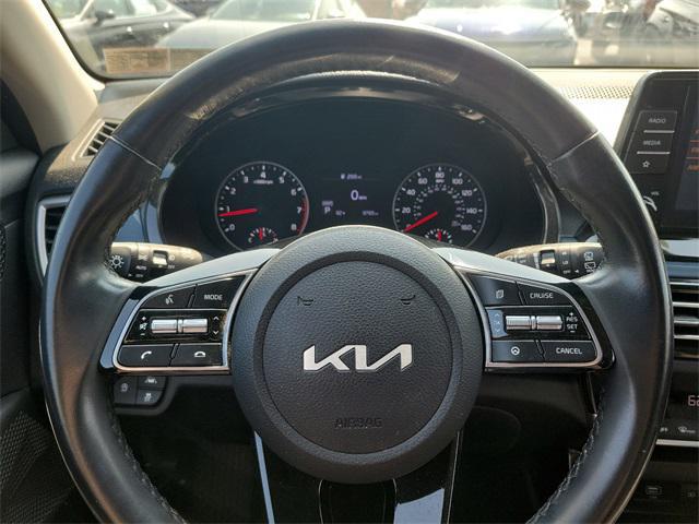 2023 Kia Seltos S