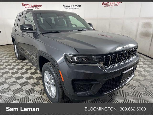 2025 Jeep Grand Cherokee GRAND CHEROKEE LAREDO X 4X4