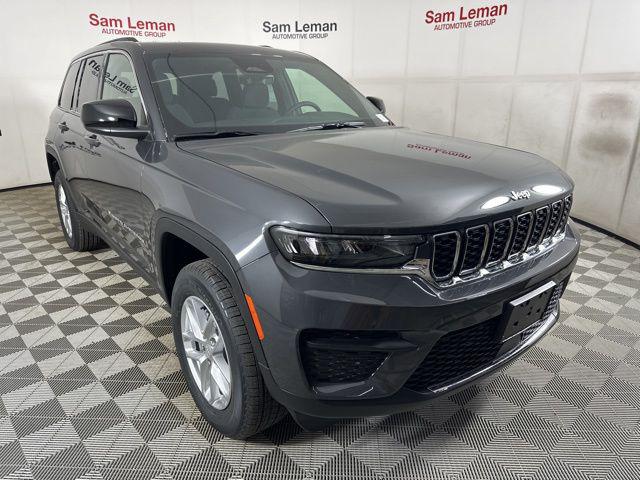 2025 Jeep Grand Cherokee GRAND CHEROKEE LAREDO X 4X4