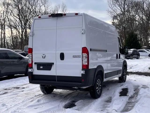 2025 RAM Ram ProMaster RAM PROMASTER 2500 SLT CARGO VAN HIGH ROOF 136 WB