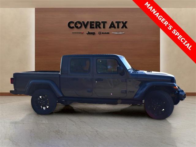 2025 Jeep Gladiator GLADIATOR NIGHTHAWK 4X4