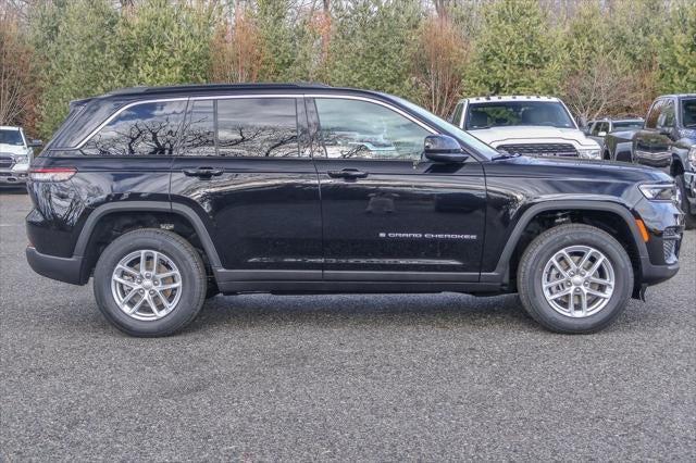 2025 Jeep Grand Cherokee GRAND CHEROKEE LAREDO X 4X4 2025 Jeep Grand Cherokee GRAND CHEROKEE LAREDO X 4X4