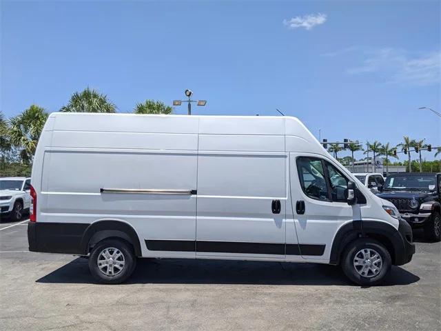 2025 RAM Ram ProMaster RAM PROMASTER 3500 SLT CARGO VAN SUPER HIGH ROOF 159 WB EXT
